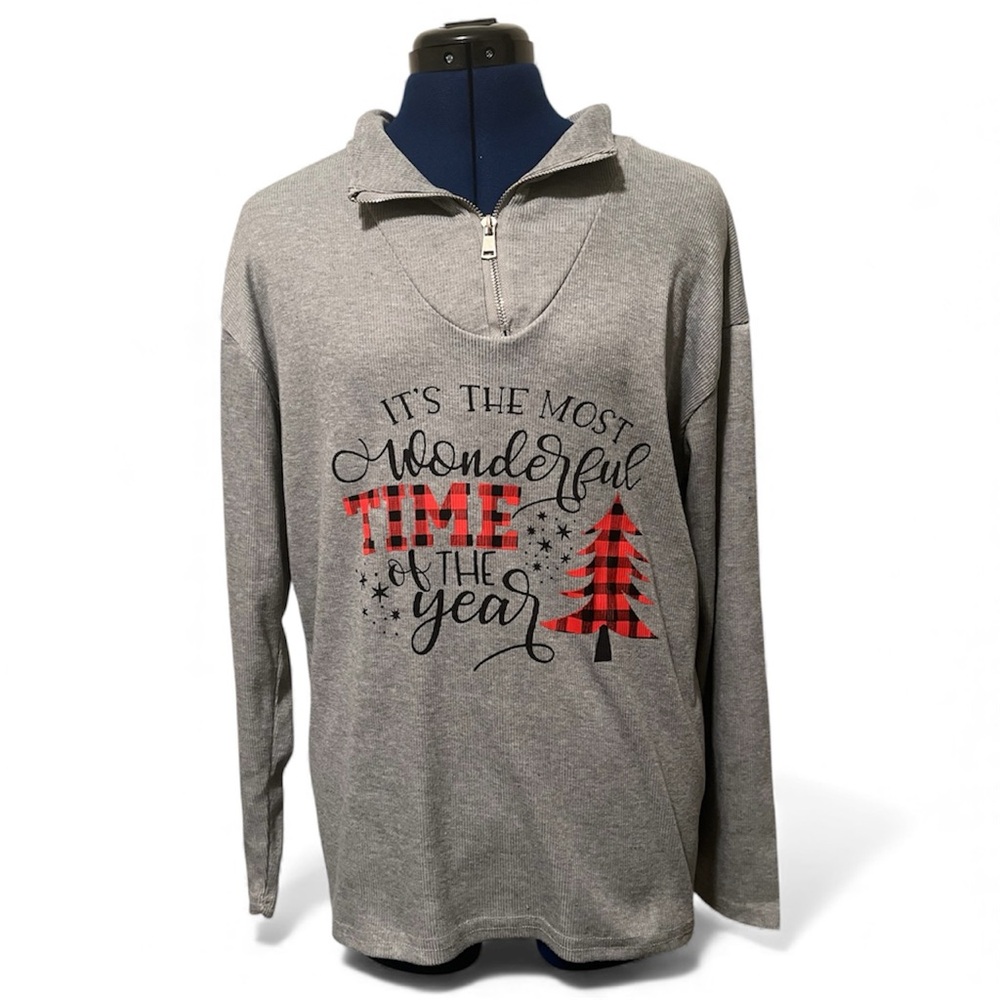 Christmas Ribbed Gray Long Sleeve Top with Festive Buffalo Print Design | Size M